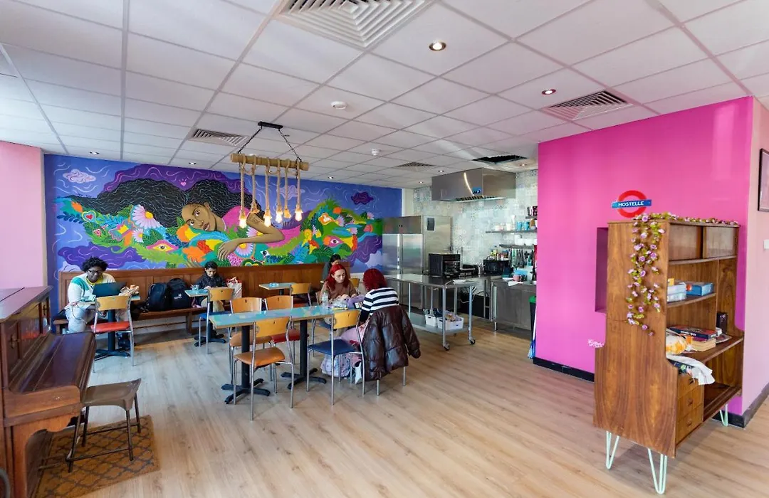 Hostelle - Women Only Hostel London-1
